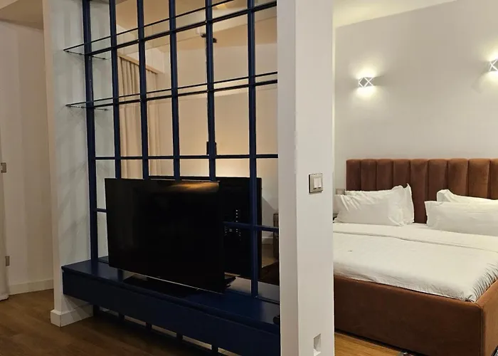 Tam Mozart Skanderbeg Square Apartment