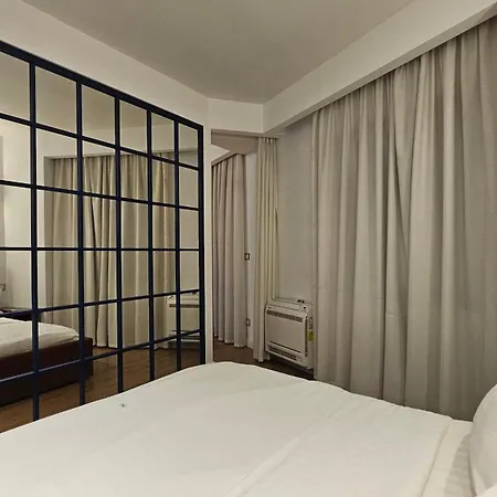 Tam Mozart Skanderbeg Square Apartment Tirana