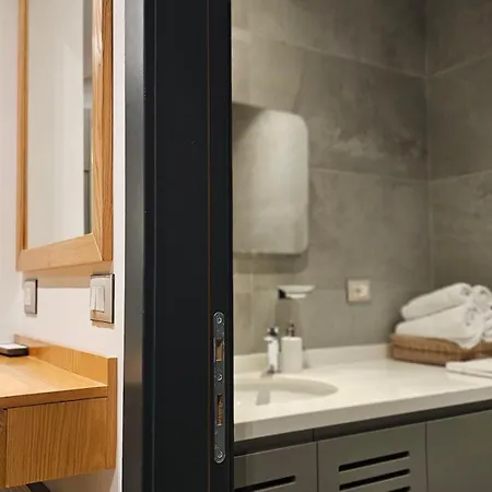 Apartment Tam Mozart Skanderbeg Square